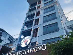 N5 라차웡 호스텔