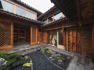 昆明粼里民宿