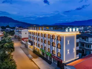 Yunman Hotel