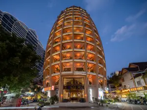 Xishuangbanna Jinghong Midu Suite Hotel (Starlight Night Market)