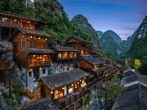 峰林吊腳樓民宿