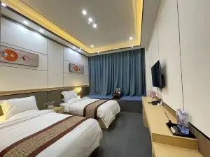 Henan County Mantiniya Hotel