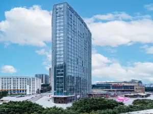 Starway Hotel (Dazhou Luofu Plaza)