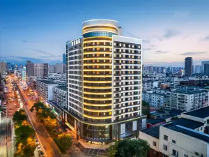 Shenyang Taiyuan South Street Peace Square Yaduo Hotel