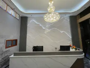 頌多巴日酒店