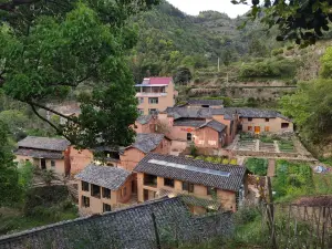 Cloud-Veiled Mountain Realm Retreat, Lishui Songyang