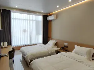 Lingshi Yueman Zhijia Homestay (Wang Family Courtyard)