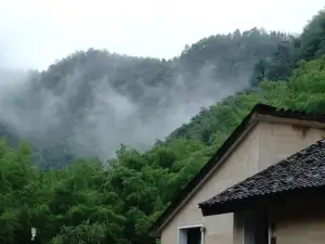 Pujiang Yishanmen Homestay