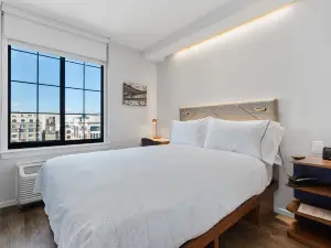 모토 바이 힐튼 워싱턴 DC 시티 센터