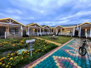 Nilka County Xiaoyeshan Ju Homestay