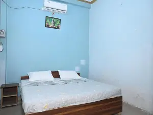 Goroomgo Mahamaya Guest House Varanasi (UP)