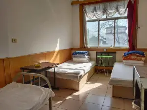 Licheng Xiguan Hostel