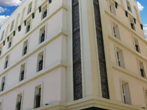 達爾迪亞夫薩達酒店