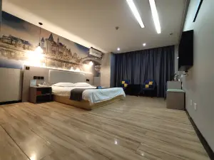 Shankee Hotel (Gaotang Caifu Plaza Shopping Center Guandao Street)