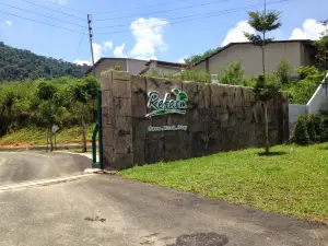 Refarm Farming Lodge Kampar by LokaLocal