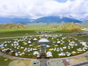 Bayanbulak Tuva Khurete Folklore Cultural Village Hotel