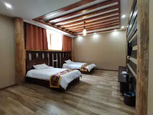 Cuoka Holiday Hotel
