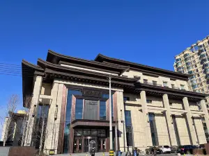 Longjiang Haiyue Tangquan Holiday Hotel