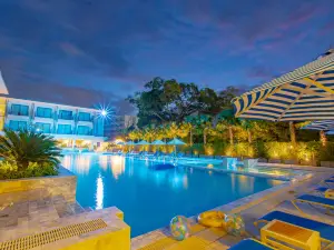 普吉海床大酒店