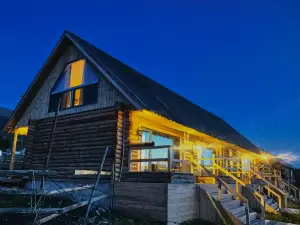 Chongyeji · Shanman • Yeelen Scenic Chalet (Dashitou Viewing Platform)