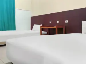 OYO 91936 Hotel Lima Dara