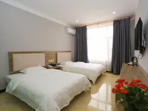 Huating Convenient Hotel