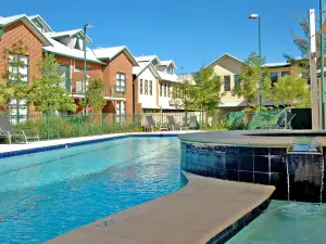 Perth Ascot Central Apartment Hotel Official