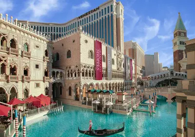Las Vegas Style  OOTD 📍Venetian Hotel & Casino in Las Vegas