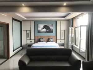 Sunite Youqi Zhengda Hotel