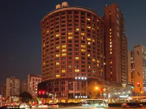 全季飯店（上海陸家嘴八佰伴店）