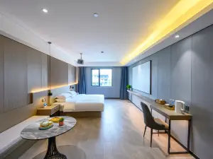 EZ Boutique EZBoomtel Hotel (Ningbo Yuyao Railway Station Yangming Ancient Town)