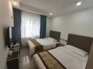 Feng Lin Adan Holiday Inn
