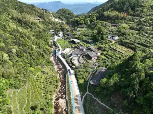 Xianrenju Mountain Villa (Shiniushan Scenic Area)