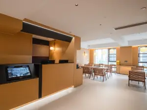 Chengdu Xinghe Hotel (Honggao Road Metro Xihua University Branch)