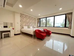 Charming Hostel