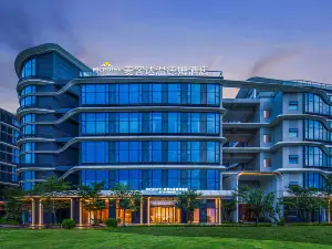 Haikou Meilan International Airport Microtel Wyndham Hotel