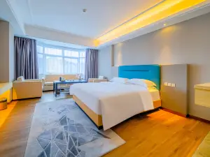 Huifeng Hotel (Humen High Speed Railway Station Wanda Plaza)