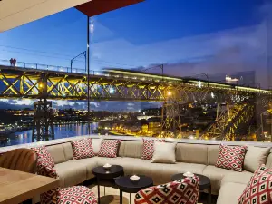 ホテル ヴィンチ ポンテ デ フェロ