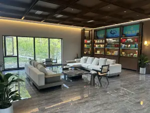Qinglong Chunshantu Hotel