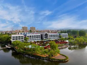 Colorful Resort Hotel
