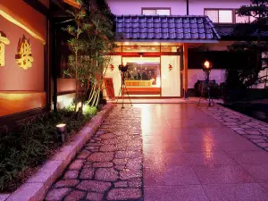 Yuraku