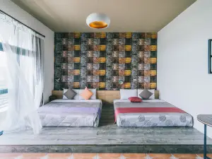 Wonderful & Travel Hostel