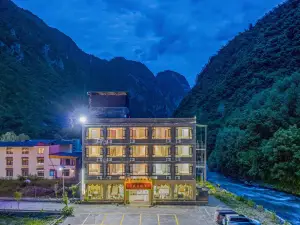 Lixian Yujingyuan Theme Hotel