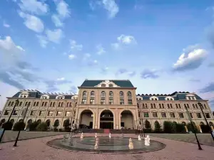 The White Sheep Guixiu Hotel