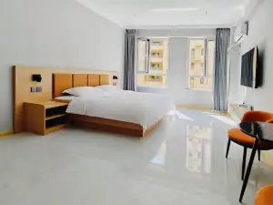 Dandong Jinshun Apartment