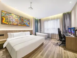 ReMAX E-sports Hotel (Ningbo Railway Station Nantang Old Street)