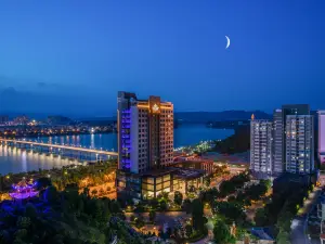 于都楓葉ガーデンホテル