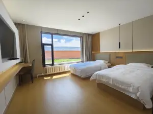 Pan Xiaowei Family Hotel Tianchi Service Area Branch