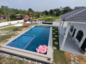 Grand Aeden Villa