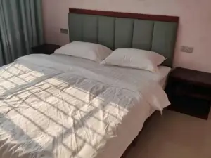 1+1時尚飯店